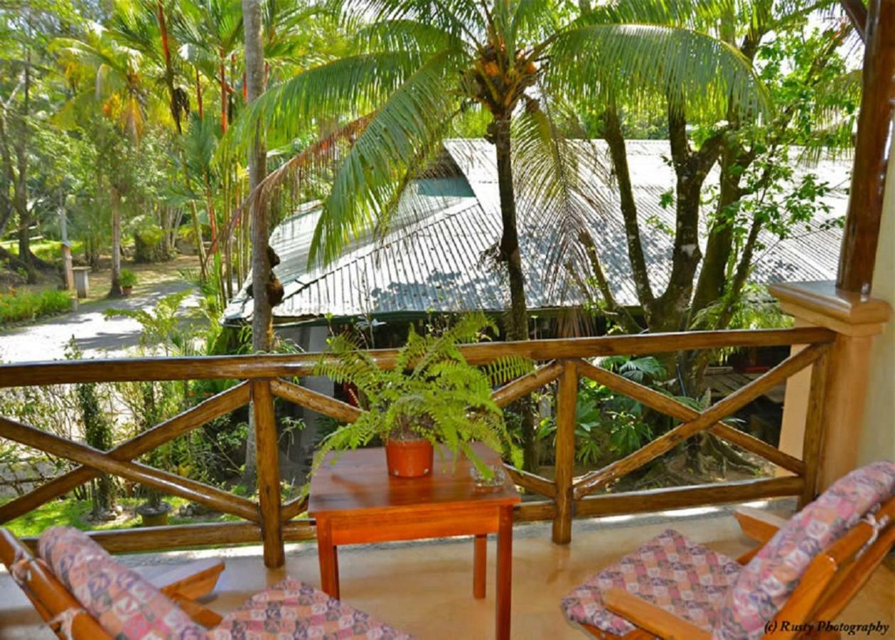 Hotel Roca Verde Beachfront Пунтаренас Экстерьер фото